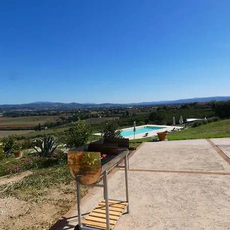 Escape To Umbria, 1 Casa vacanze